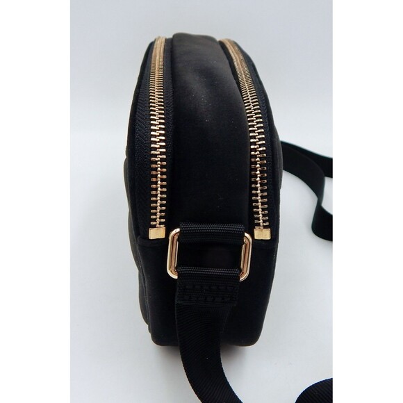 Lululemon Crossbody Camera Bag Quilted Velour 2L Black Gold 8-1/2 Inch - Picture 13 of 14
